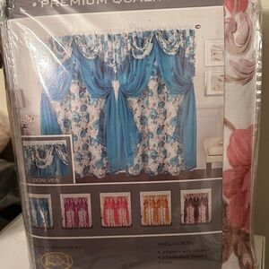Blue Floral Curtain Set